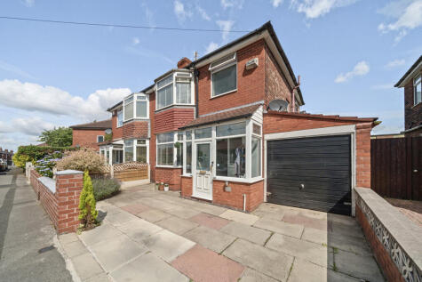 Woodhall Road, Stockport, SK5