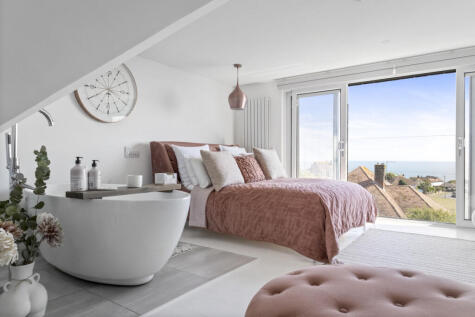 Grand Crescent, Rottingdean, BN2