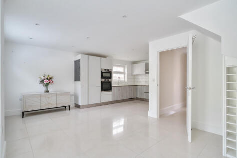Carmelite Road, Kent, ME20