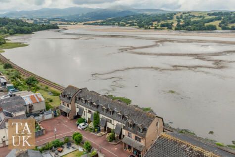 Dwr Y Carneddau, Colwyn Bay, LL28