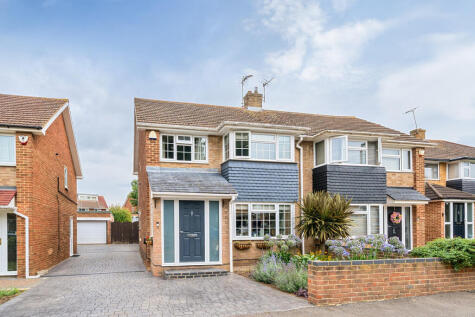 Windhover Way, Gravesend, DA12