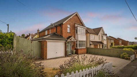 Farrs Avenue, Andover, SP10