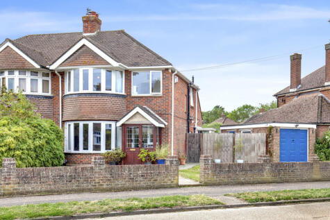 Willowbed Drive, Chichester, PO19
