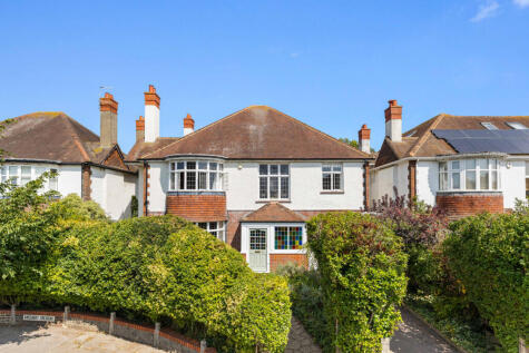 Amesbury Crescent, Hove, BN3