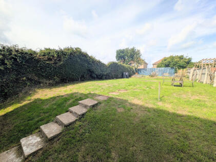 Newport Road, Cowes, PO31