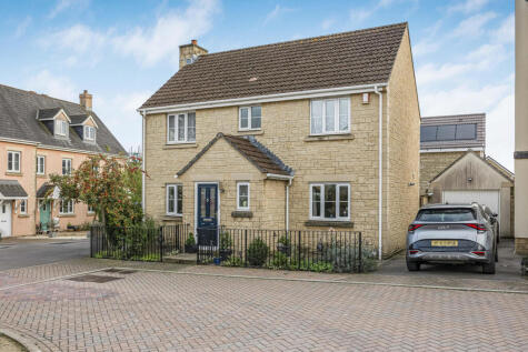 The Robins, Frome, BA11