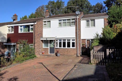 Holbrook Close, Billericay, CM11 - Garage en Block