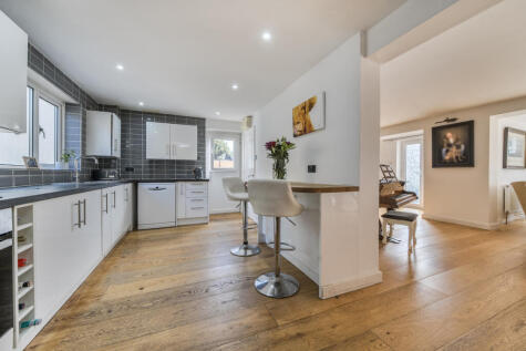 Station Road, Axbridge, BS26