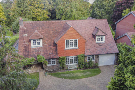 Green Lane, Lower Kingswood, KT20