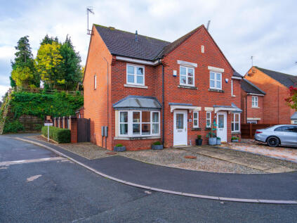 Ray Mercer Way, Kidderminster, DY10
