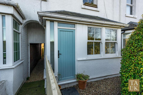 Bold Lane, Aughton, L39