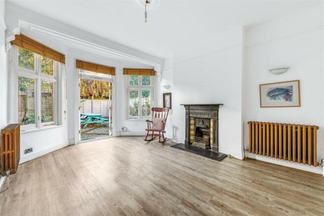 Denehurst Gardens-3.jpg