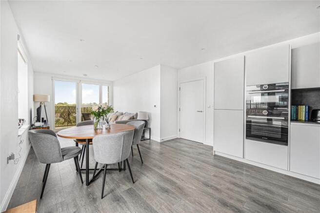 29 Pembrey Court.7.jpg