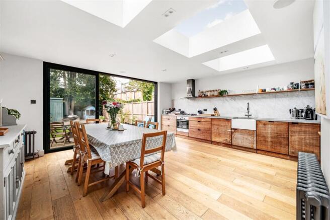 14 Grasmere Avenue-6.jpg