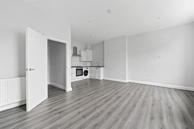 BCCW - TFF, 438 Uxbridge Road - Reception A (4).jp