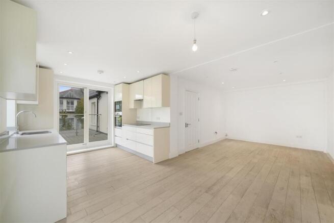 Flat 3, 25 Brougham Road - KfNToyRkbwhA2m2MYwPr.jp