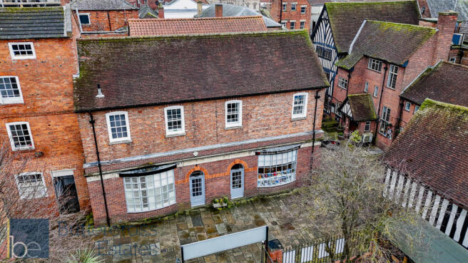 Queens Head Court