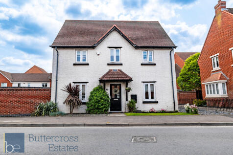 Goldstraw Lane, Fernwood, NG24 3FF