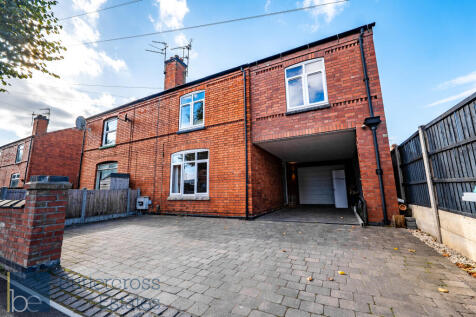 Hill Vue Avenue, Newark, NG24 1PQ