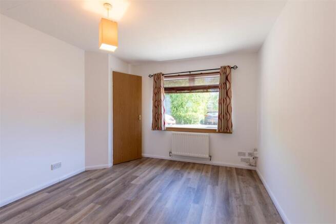 23 Matthews Drive Perth-16.jpg