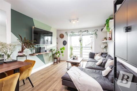 The Wave, Market Avenue, Wickford, Essex, SS12