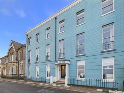 Apartment 11, Croft House, Tenby