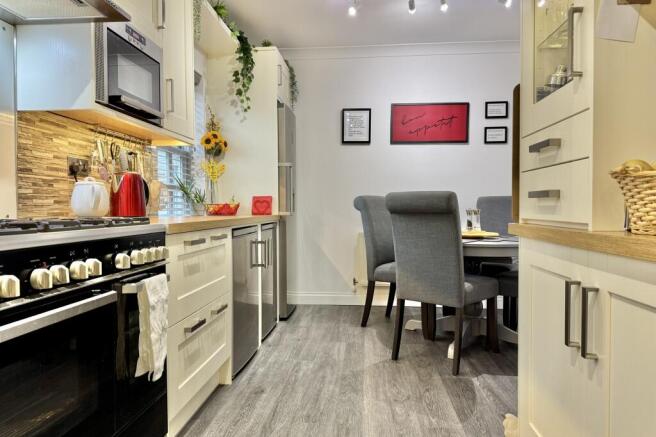 Kitchen/Dining Room