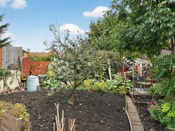 Rear Enclosed Garden