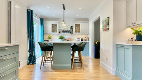 Burrough Way, Wellington