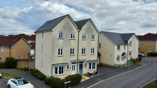 dji_fly_20250905_123442_472_1757072352116_photo_op