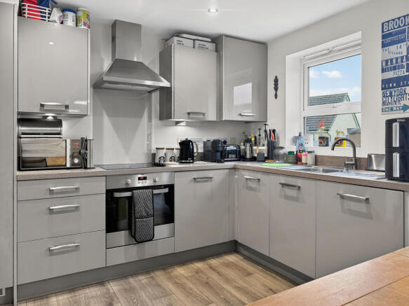 Modern Kitchen/Dining Room