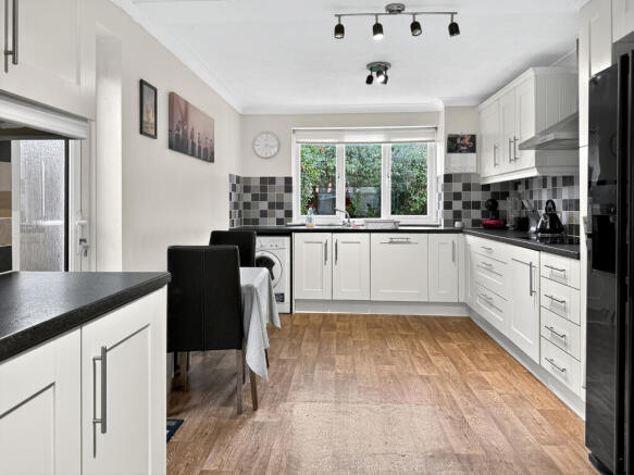 Photo 03-11-2025, 15 16 23