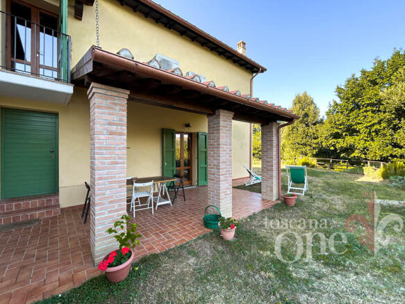 0143CASALE OLIVETO.j