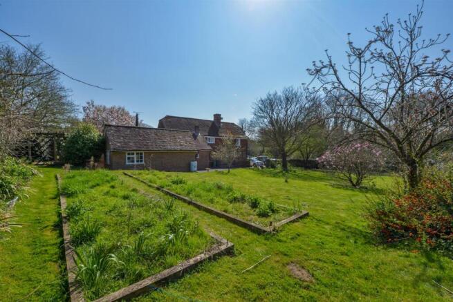 Tatt Cottage19.jpg