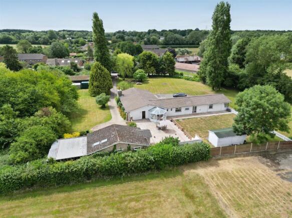 Highland Farm Bungalow.13.jpg