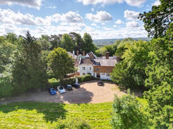 Morants Court Driveway.jpg