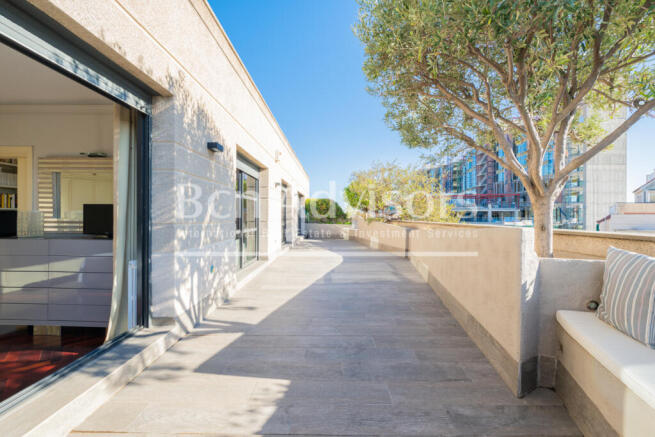 Increible-atico-duplex-con-gran-terraza-Eixampl...