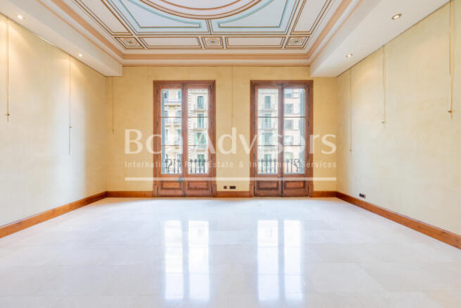 Fantastico-piso-a-reformar-en-finca-modernista-...