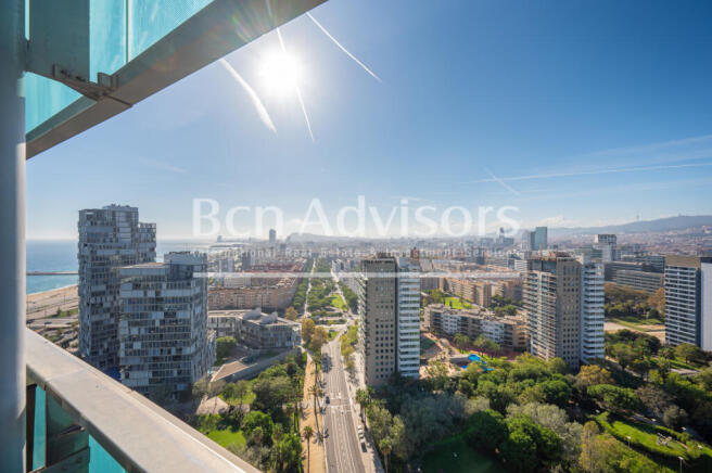 Impresionante-atico-duplex-con-terraza-y-vistas...