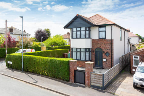 Hazelmere Road, Fulwood, PR2