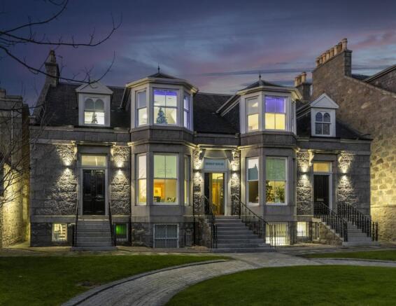BishopHouse_327HDR.jpg