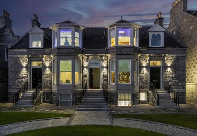 BishopHouse_339HDR.jpg