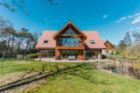 Stretton Road, Great Glen, LE8