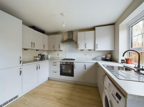 KITCHEN/ DINER