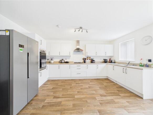 KITCHEN/ LIVING/ DINER