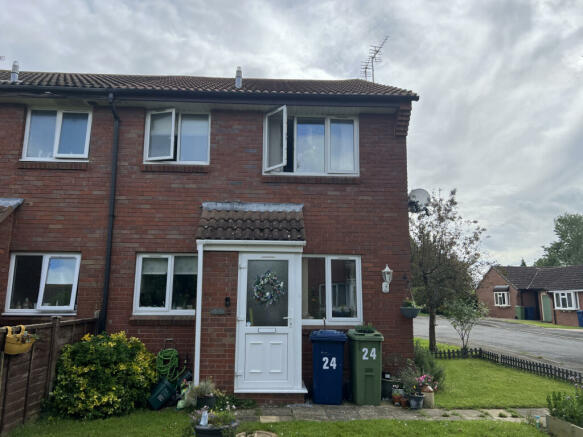 1 Bedroom Semi Detached for Sale