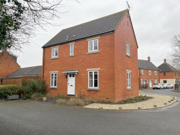 3 Bedroom Detached for Sale