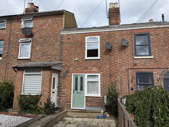 3 bed terraced house for sale