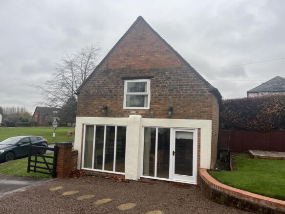 1 Bedroom House for Rent