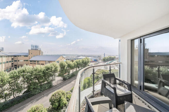 1290491-11-6830b2...